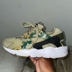 Green Nike hitachi sneakers